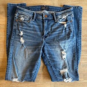 A&F | Destroyed Harper Super Skinny Jeans | 27